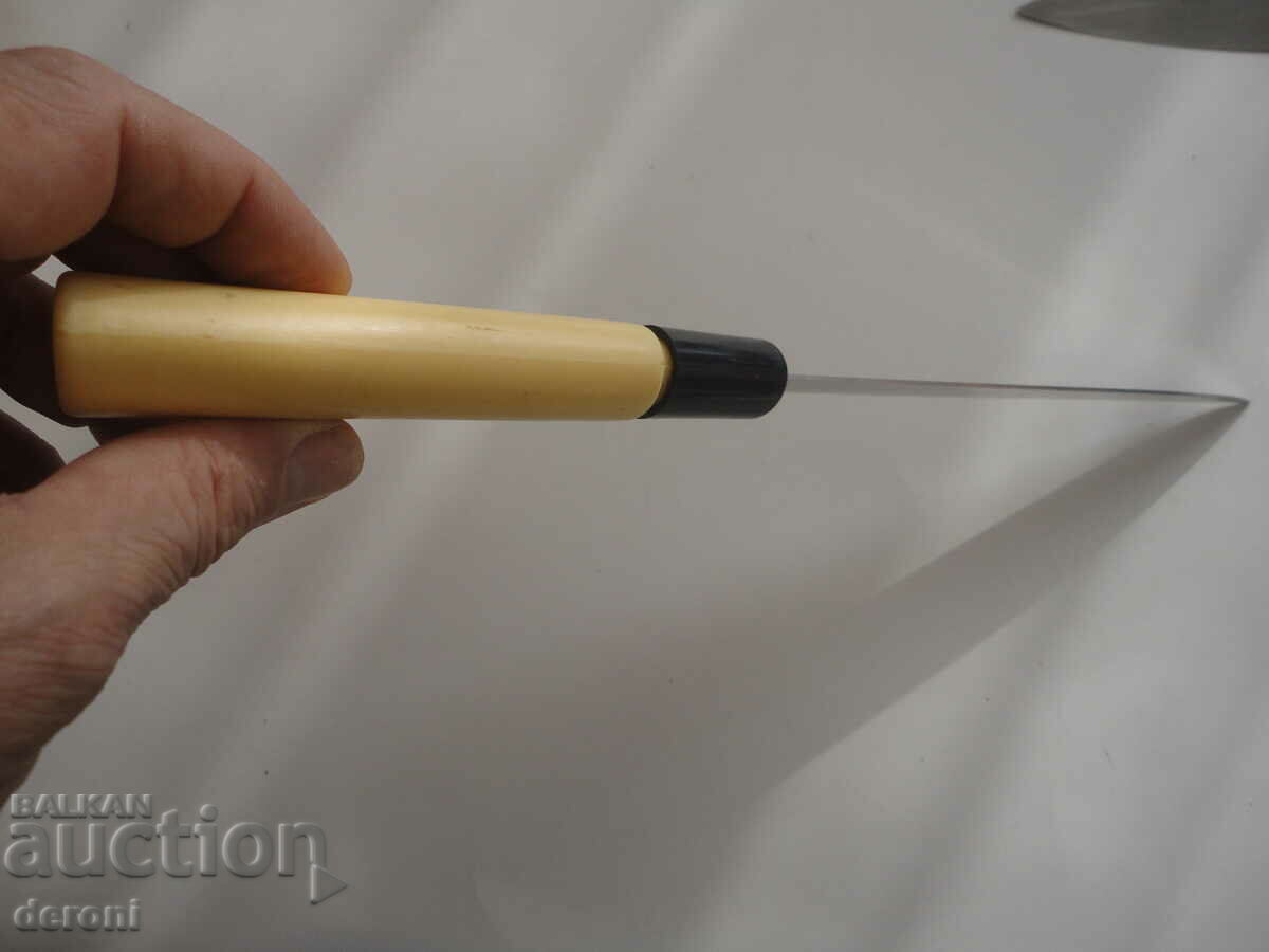 Delivery of German Rockwell knife