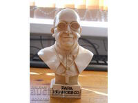 alabaster bust - Pope Francis (Italy)