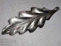 ANTIQUE BROOCH. SILVER BRONZE