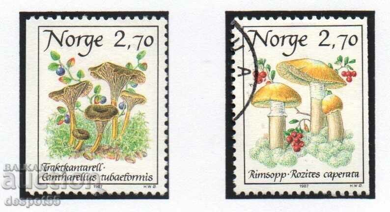 1987. Norvegia. Ciuperci comestibile.