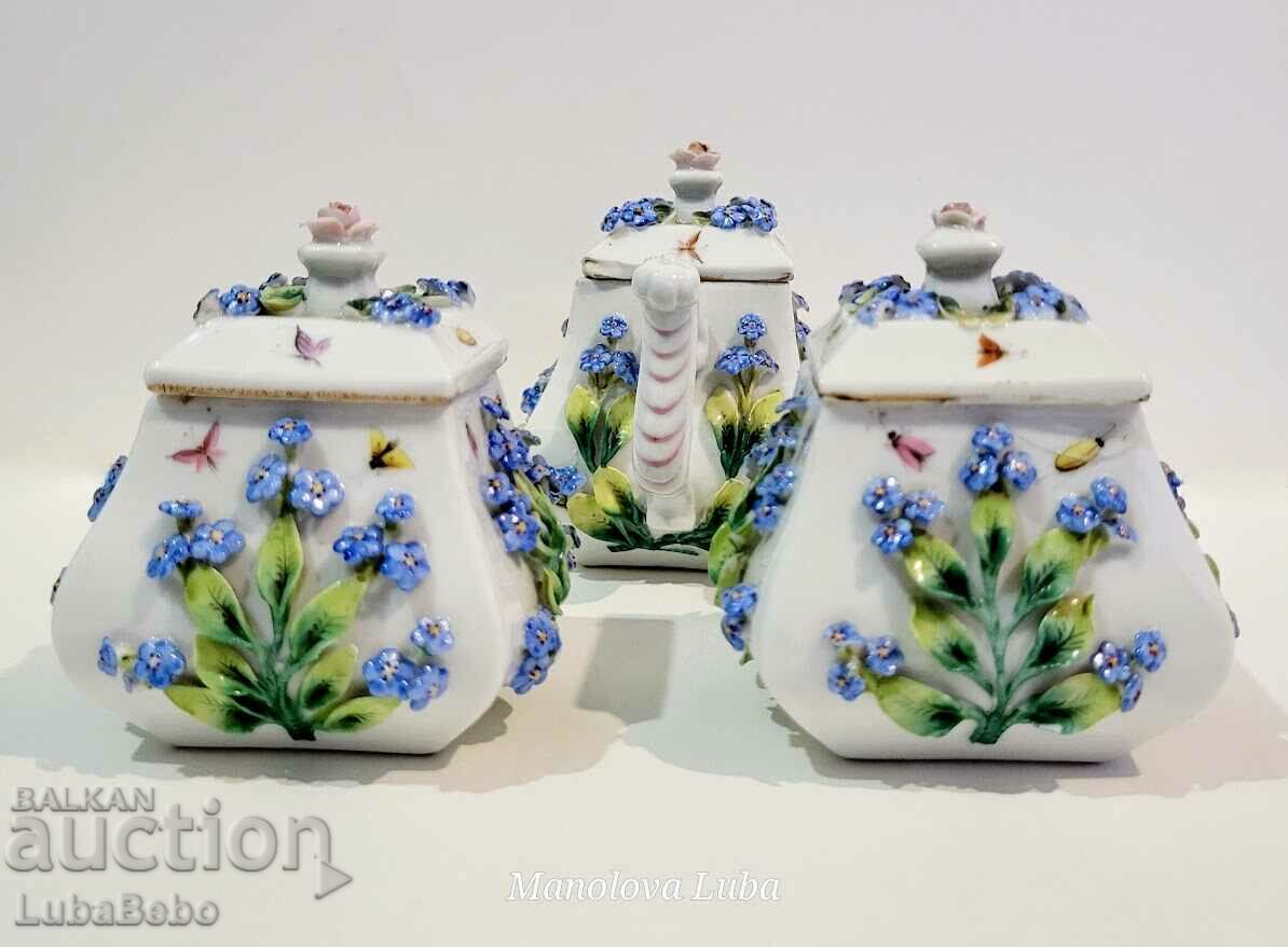 porțelan Helena Wolfsohn cu preț 2500.00 BGN | € 1278.23 porțelan Helena Wolfsohn cu preț 2500.00 BGN | € 1278.23