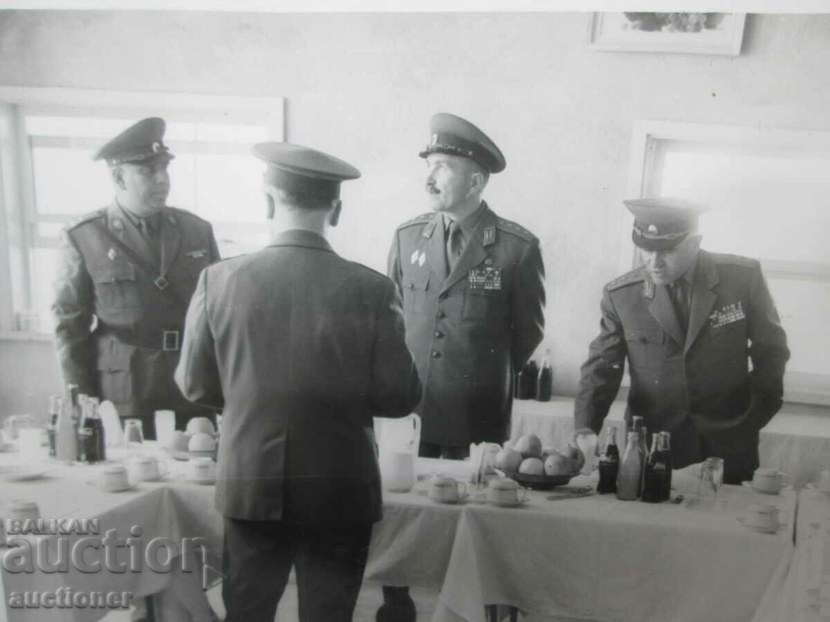 PHOTO OF GOOD GENERALS DZUROV-1974 POD. 55370 with price 30.00 BGN | € 15.34 PHOTO OF GOOD GENERALS DZUROV-1974 POD. 55370 with price 30.00 BGN | € 15.34