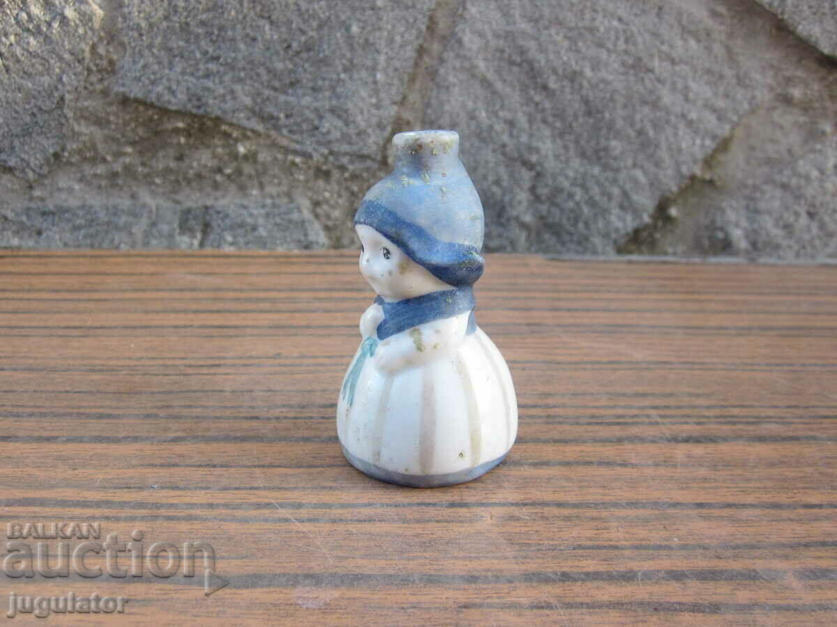 Auction old German porcelain figure figurine girl Auction old German porcelain figure figurine girl