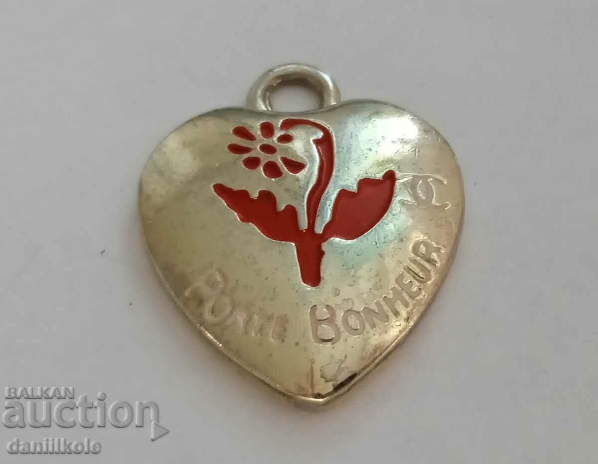 Auction *$*Y*$* HEART PENDANT - CHANEL PORT BONHEUR - SUPER *$*Y*$* Auction *$*Y*$* HEART PENDANT - CHANEL PORT BONHEUR - SUPER *$*Y*$*