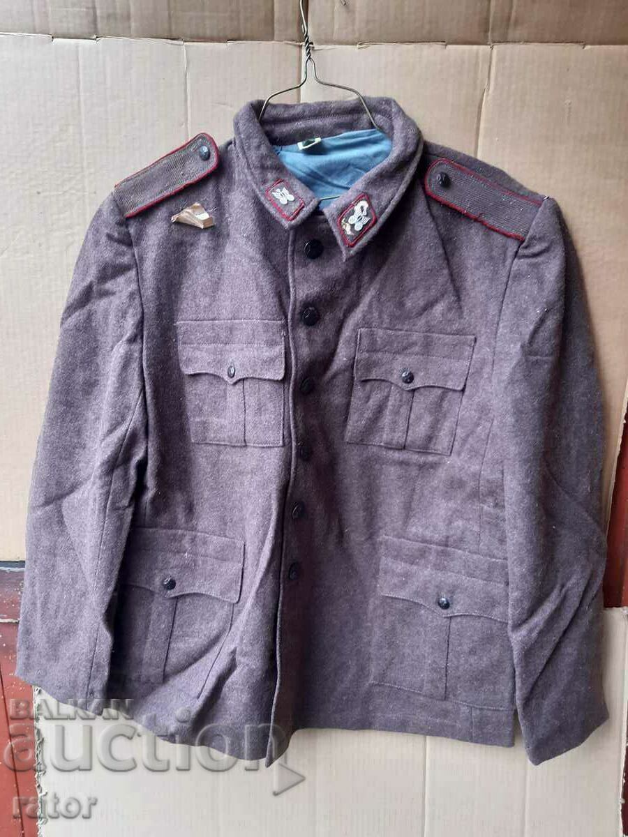Стара зимна войнишка куртка ,  униформа , " въшкарник "