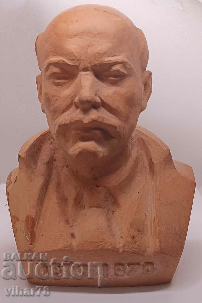 Ceramic bust of Lenin