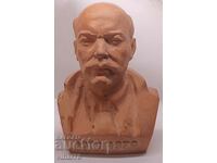 Bust din ceramică al lui Lenin