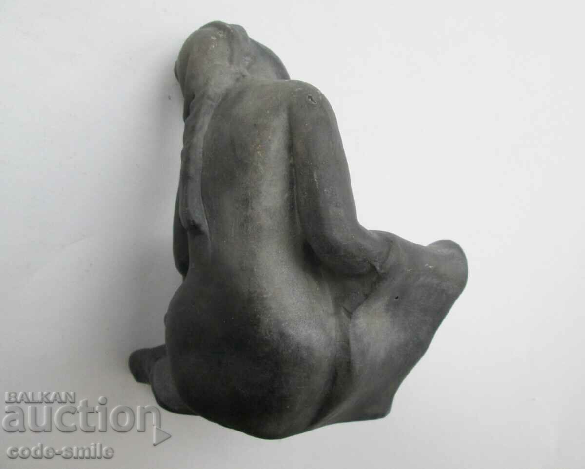 Auction Old master plastic statuette figure beautiful girl Auction Old master plastic statuette figure beautiful girl