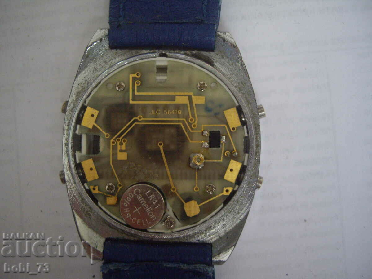 Аукцион Стар електронен часовник ''Хонда''