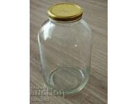 4 liter thick glass jar with markings.