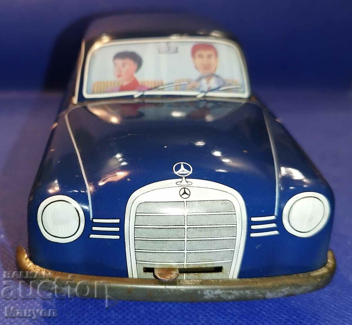 Auction Old tin toy, Germany Auction Old tin toy, Germany