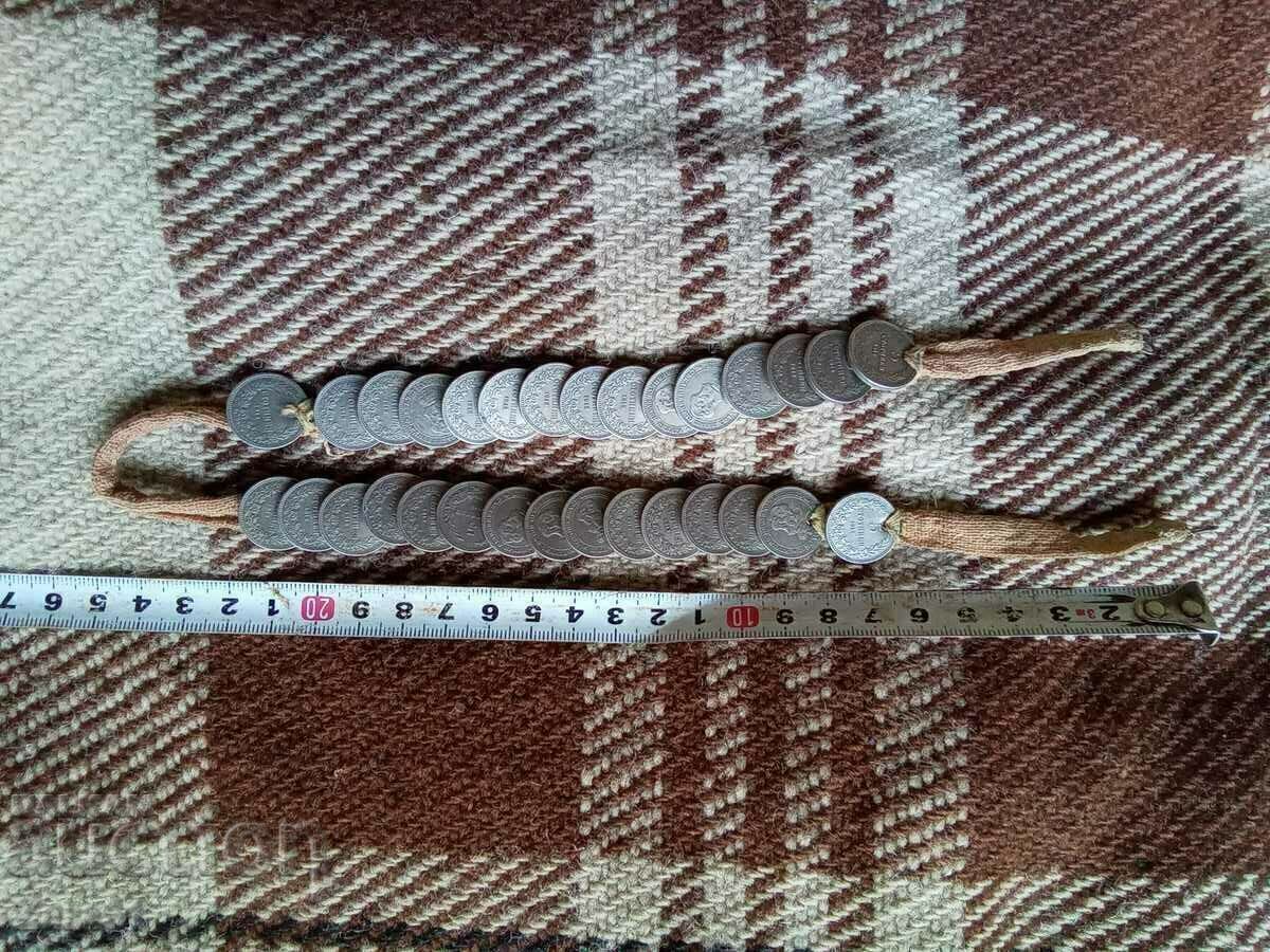 Old jewelry with price 100.00 BGN | € 51.13 Old jewelry with price 100.00 BGN | € 51.13