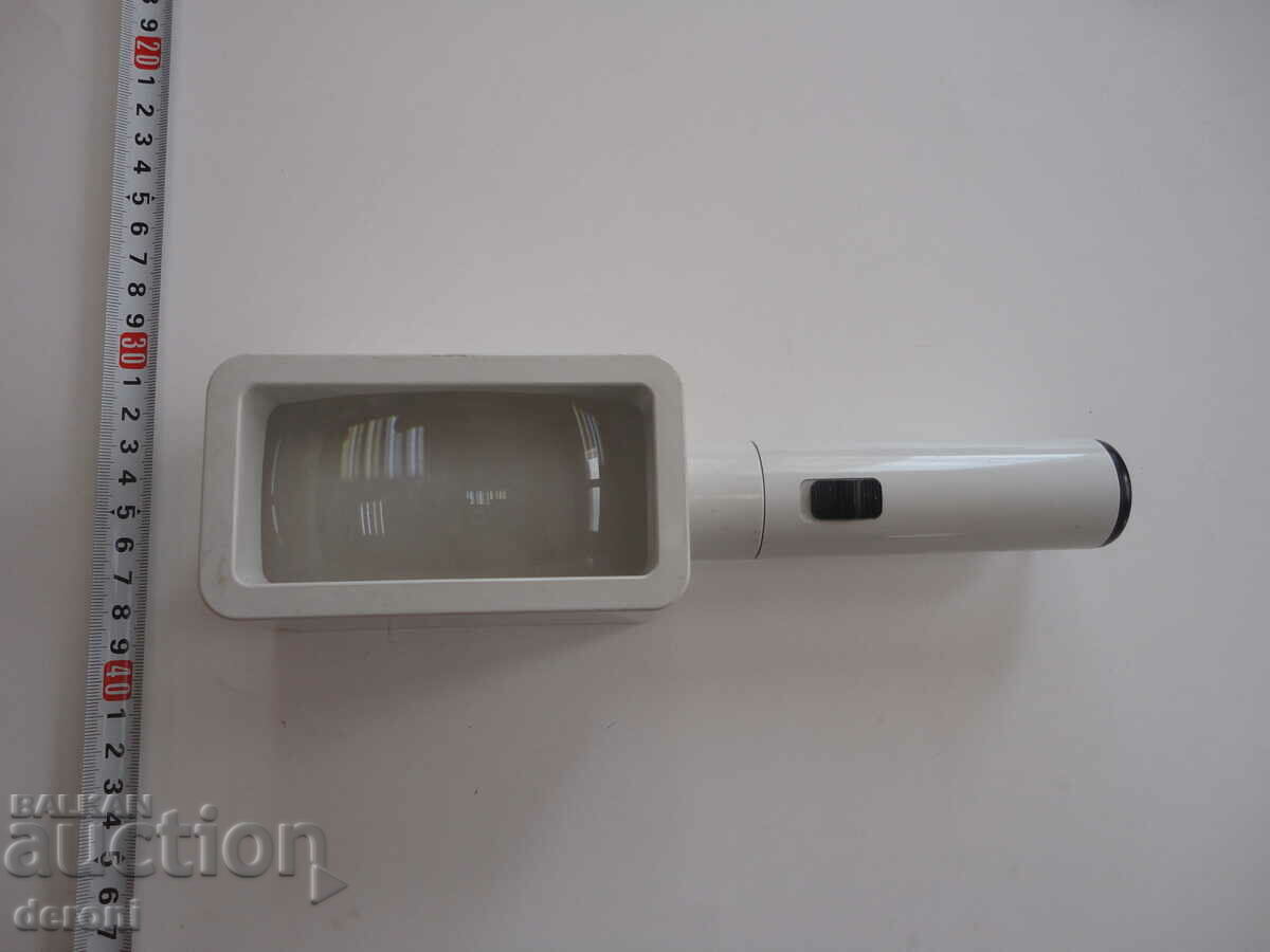 Great German ESchenbach magnifier with 3x light with price 40.00 BGN | € 20.45 Great German ESchenbach magnifier with 3x light with price 40.00 BGN | € 20.45
