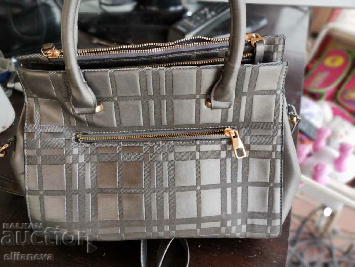 Auction  Leather bag Gess