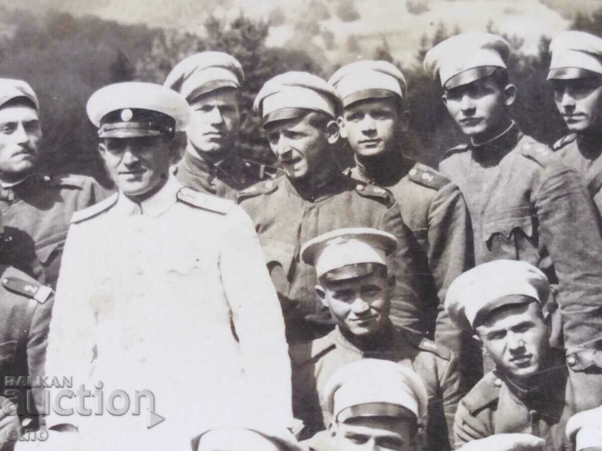 ΒΑΣΙΛΙΚΗ ΦΩΤΟΓΡΑΦΙΑ - στρατιώτες 2ο σύνταγμα με τιμή 15.00 BGN | € 7.67