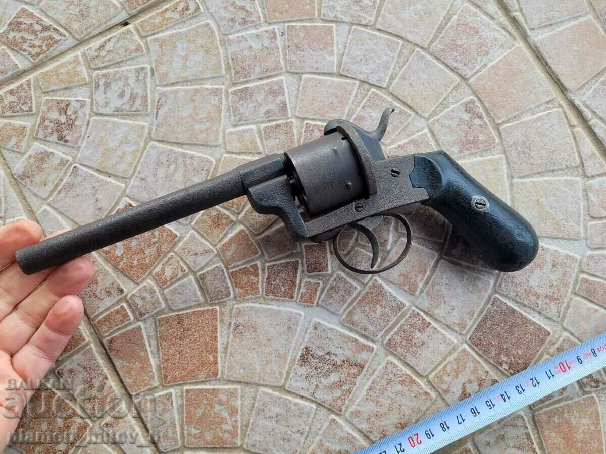 Delivery of gun, pishtov, flint, euzalia Delivery of gun, pishtov, flint, euzalia