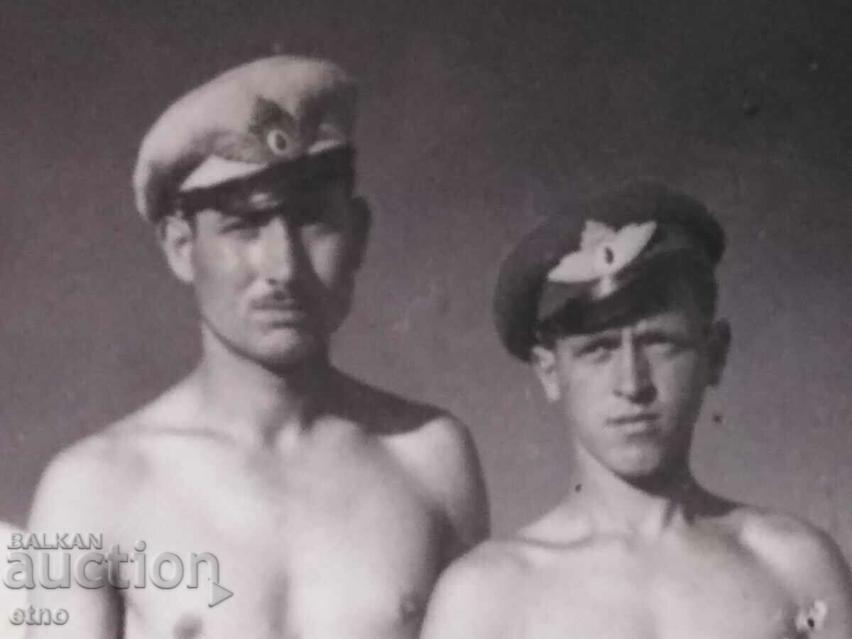 Аукцион 1943,ЦАРСКА СНИМКА ВВС,ФУРАЖКА,УНИФОРМА,летище КАРЛОВО Аукцион 1943,ЦАРСКА СНИМКА ВВС,ФУРАЖКА,УНИФОРМА,летище КАРЛОВО