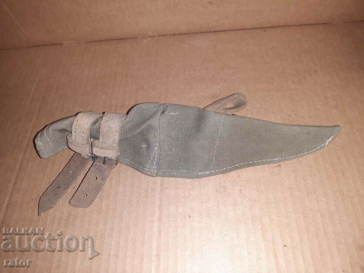 Носач , калъф , лопус за войнишка кирка , шанцов инструмент с цена 10.00 лв. | € 5.11