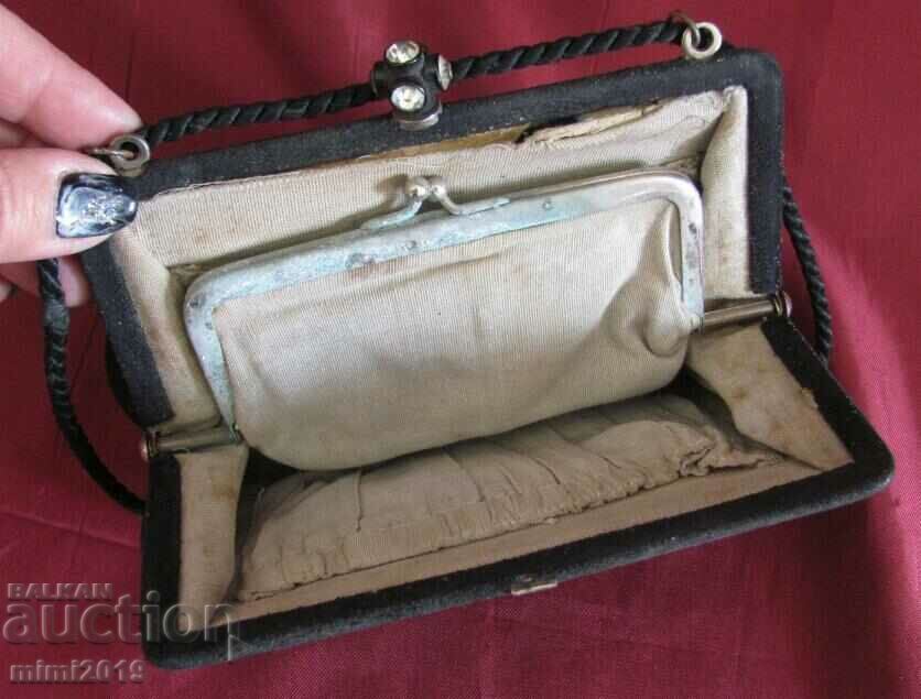 Delivery of 30's Small Ladies' Bag