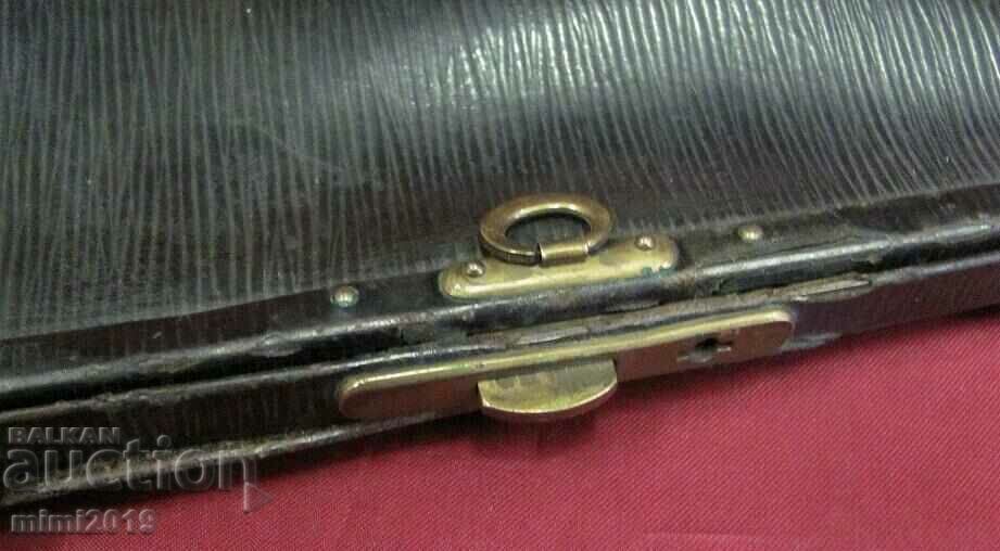 30's Antique Leather Ladies Bag - 6 30's Antique Leather Ladies Bag - 6