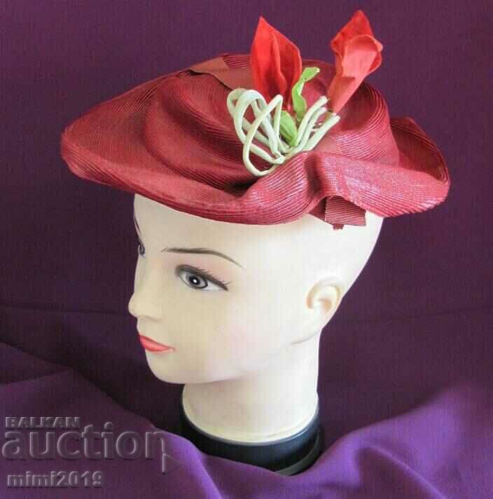 Pălărie de damă antică din anii 30 cu preț 45.00 BGN | € 23.01