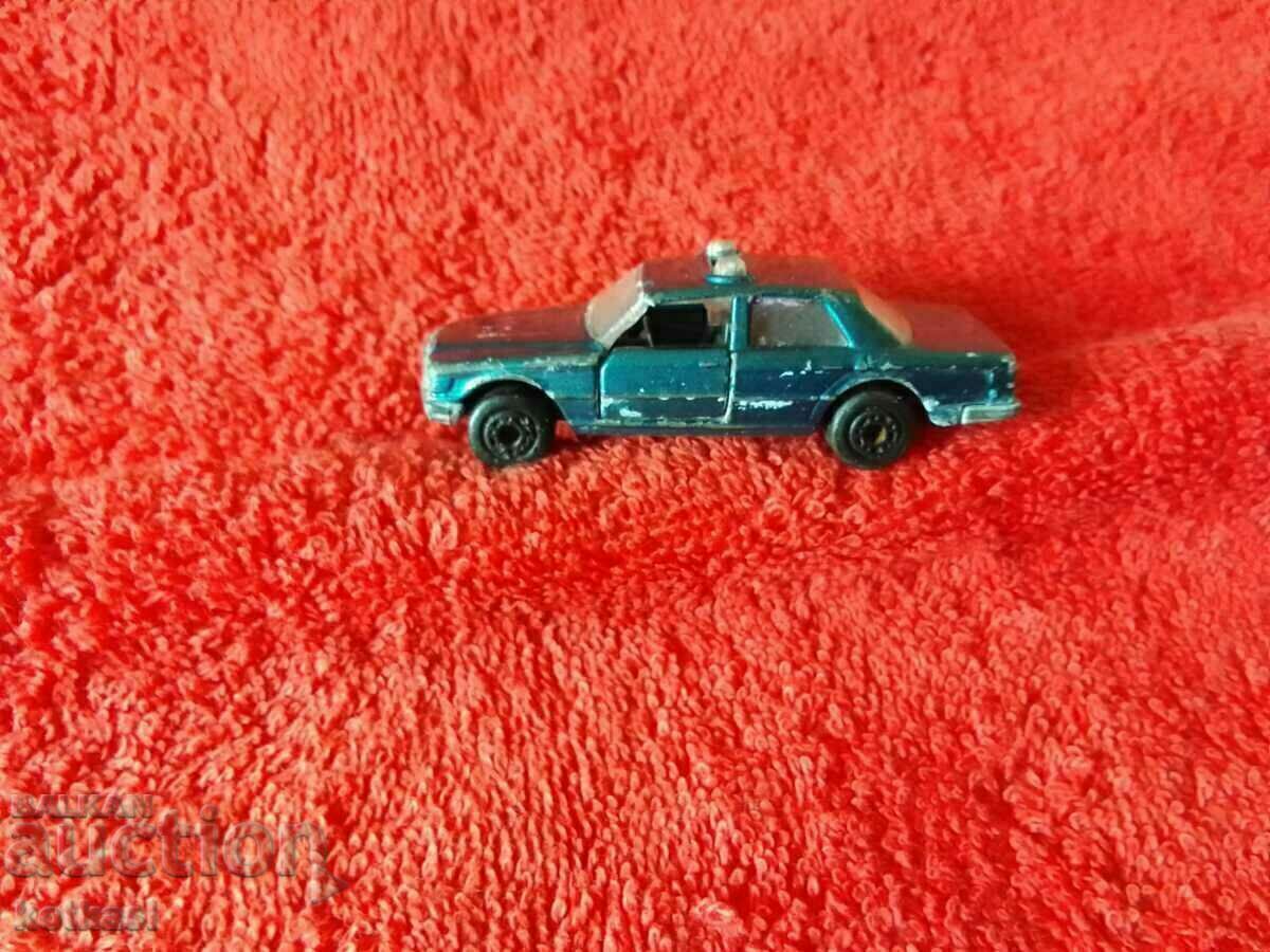Mașină din metal vechi Matchbox Bulgaria 1979 Mercedes 450 SEL cu preț 35.50 BGN | € 18.15