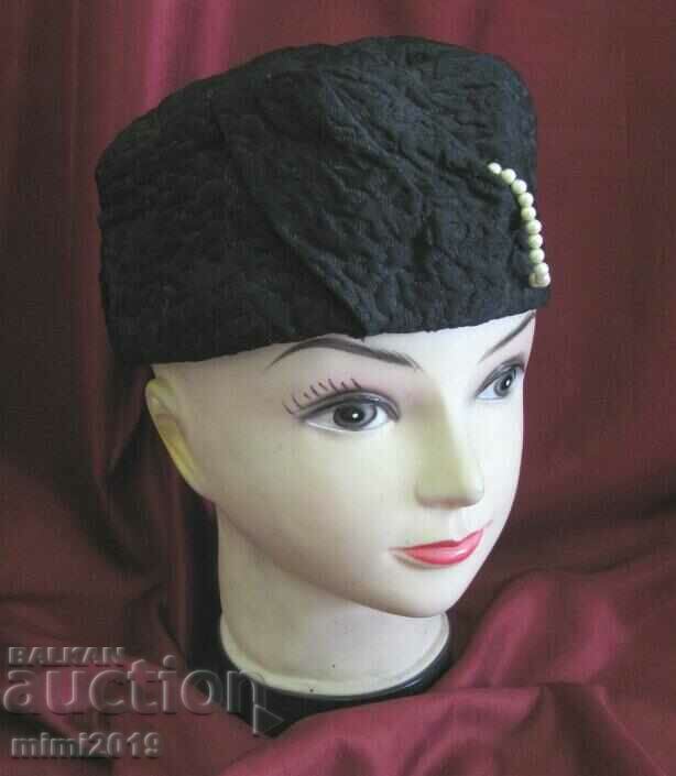30's Antique Ladies Hat with price 45.00 BGN | € 23.01 30's Antique Ladies Hat with price 45.00 BGN | € 23.01