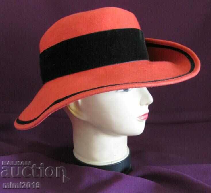 50's Antique Women's Felt and Velvet Hat with price 45.00 BGN | € 23.01 50's Antique Women's Felt and Velvet Hat with price 45.00 BGN | € 23.01