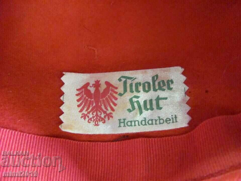 50's Antique Women's Felt and Velvet Hat - 7 50's Antique Women's Felt and Velvet Hat - 7