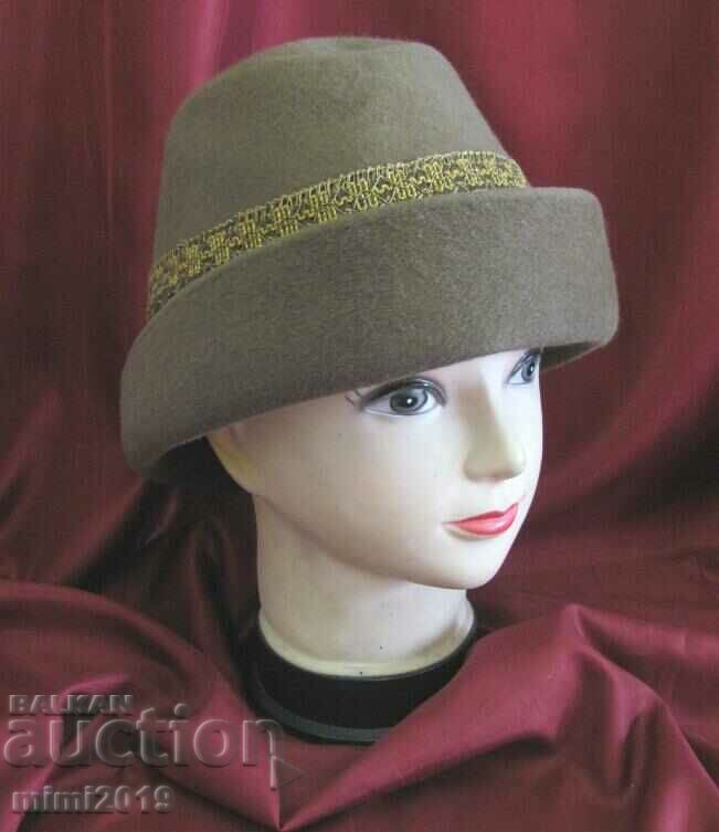 60's Vintich Women's Felt Hat with price 35.00 BGN | € 17.90 60's Vintich Women's Felt Hat with price 35.00 BGN | € 17.90