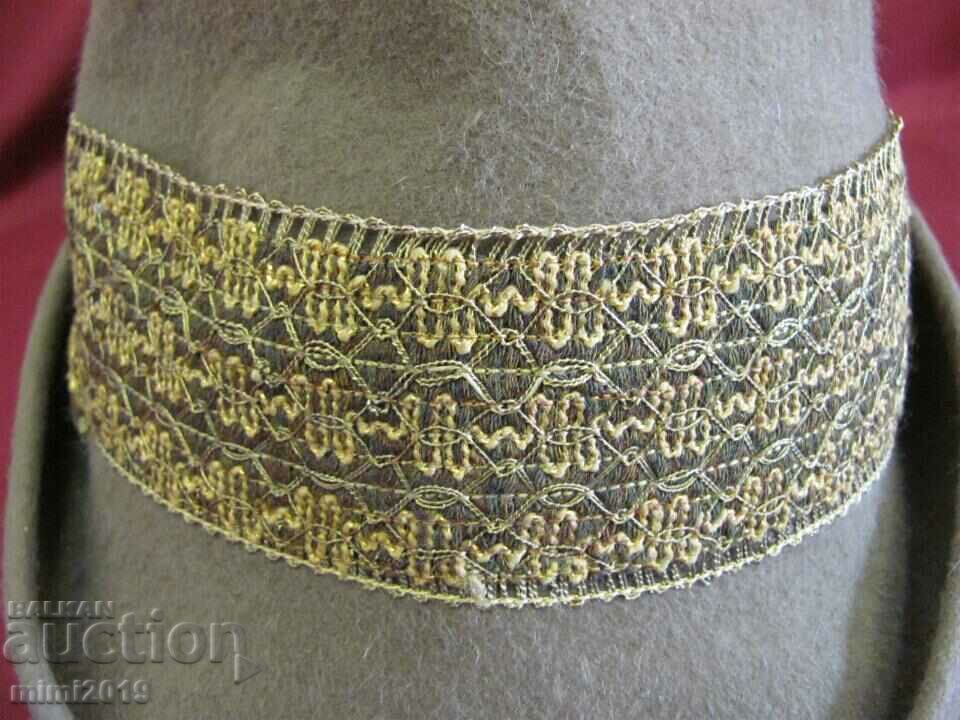 Delivery of 60's Vintich Women's Felt Hat Delivery of 60's Vintich Women's Felt Hat