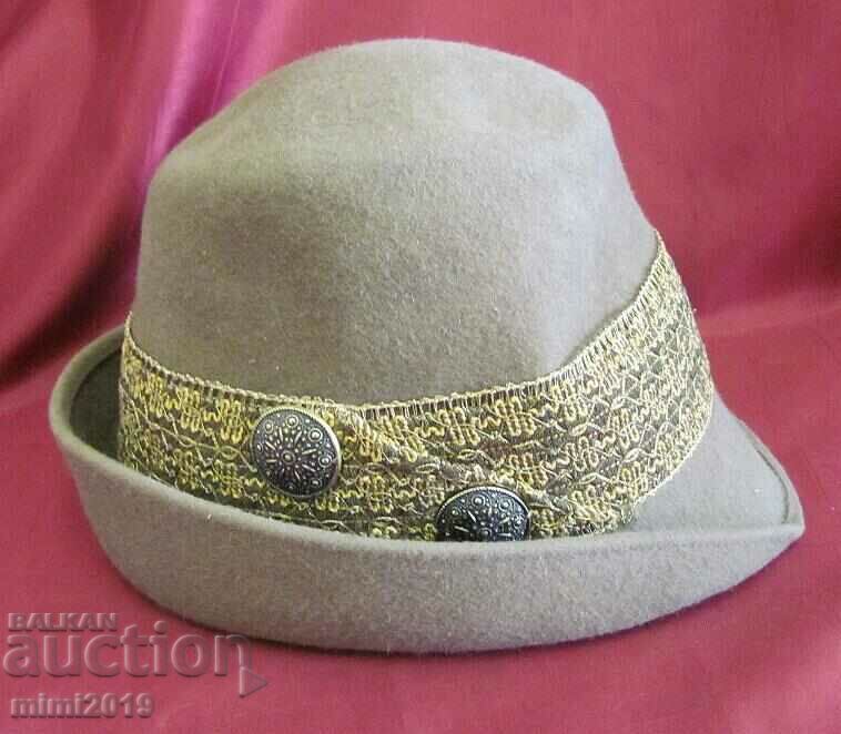 60's Vintich Women's Felt Hat - 6 60's Vintich Women's Felt Hat - 6