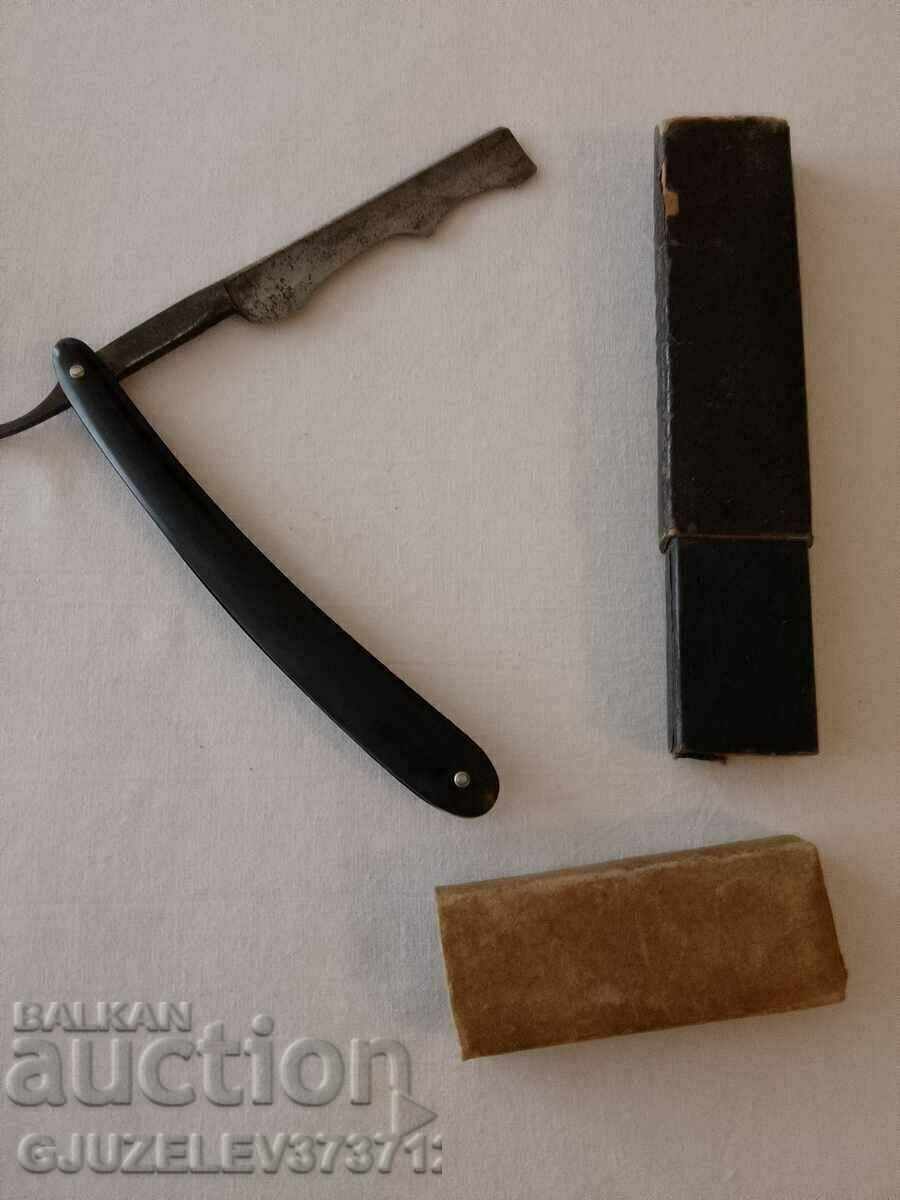 Brici vechi de colecție - 5 Brici vechi de colecție - 5