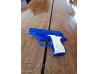 Стар воден пистолет,играчка