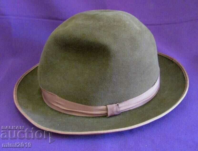 Auction Antique Men's Hat - Borsalino type Auction Antique Men's Hat - Borsalino type