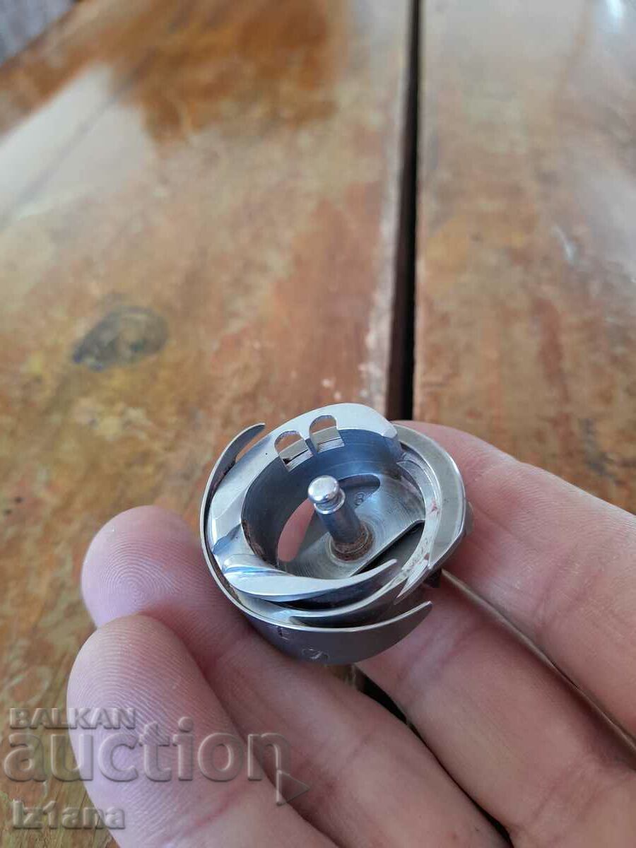 Λεωφορείο ραπτομηχανής με τιμή 37.00 BGN | € 18.92