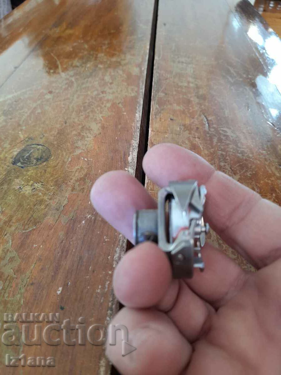 Παράδοση Λεωφορείο ραπτομηχανής