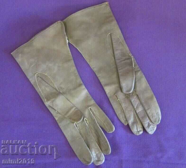 Delivery of 30's Antique Ladies Leather Gloves genuine leather Delivery of 30's Antique Ladies Leather Gloves genuine leather