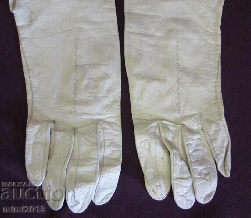 Auction  30's Antique Ladies Leather Gloves genuine leather