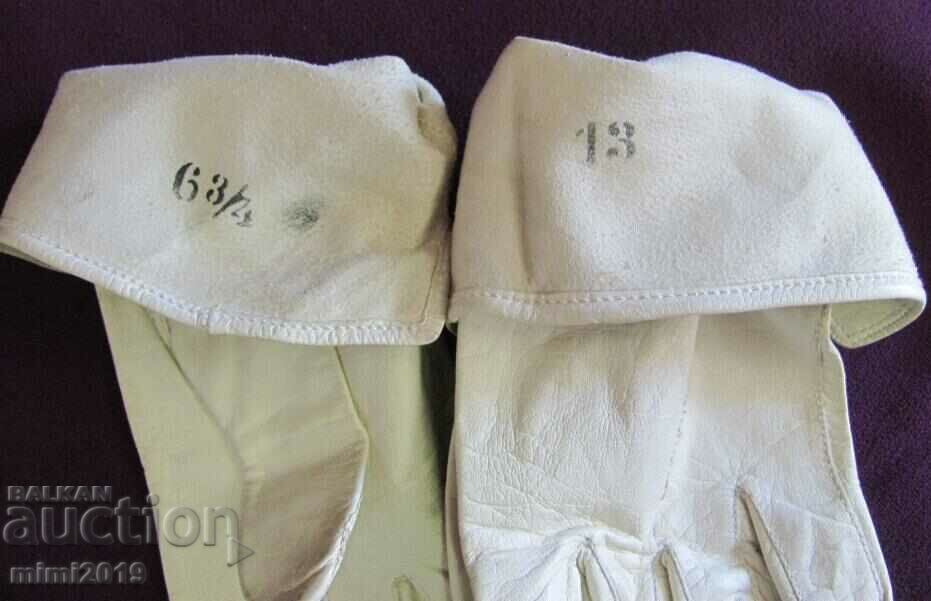 30's Antique Ladies Leather Gloves genuine leather - 6
