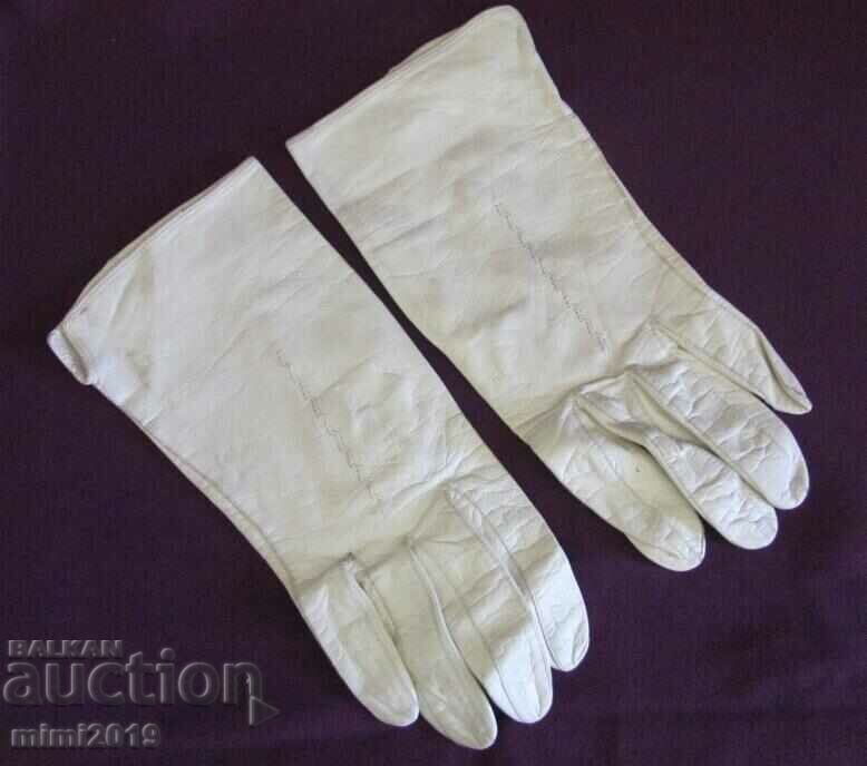 30's Antique Ladies Leather Gloves genuine leather - 7