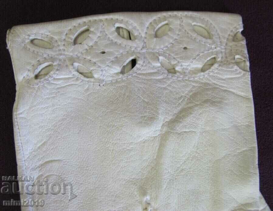 Livrarea Mănuși din piele antică pentru femei din anii 30 din piele naturală Livrarea Mănuși din piele antică pentru femei din anii 30 din piele naturală