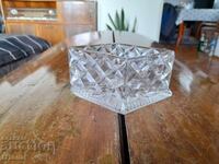 Bol vechi de sticlă, cutie de bomboane, bol de zahăr