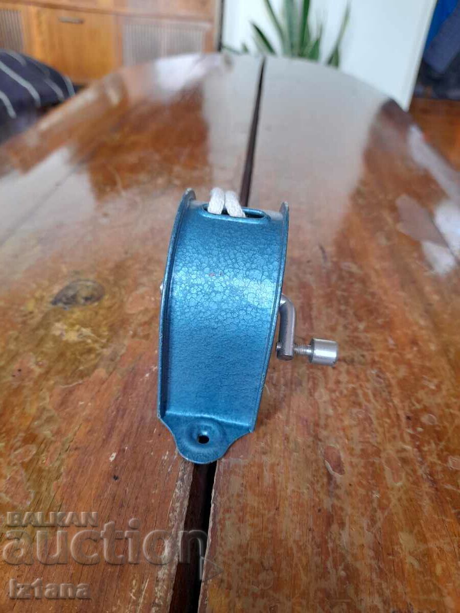 Παλιός χώρος με τιμή 27.00 BGN | € 13.80 Παλιός χώρος με τιμή 27.00 BGN | € 13.80