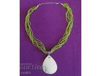 Women's Necklace mother of pearl and glass beads
