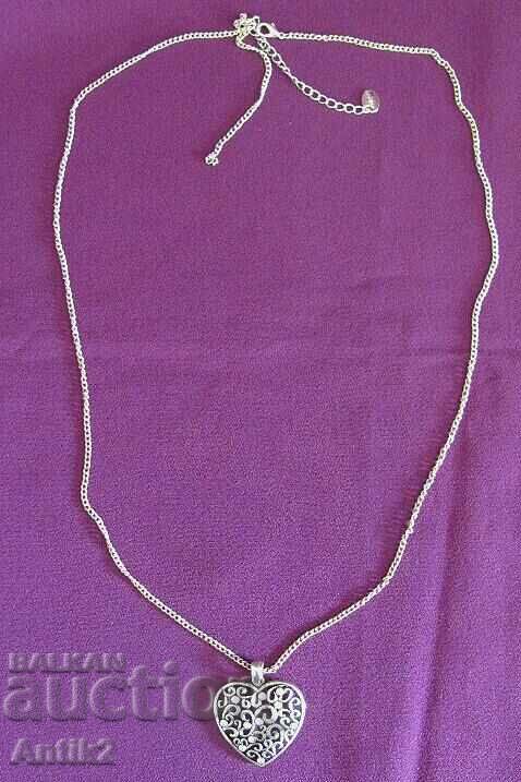 Delivery of Women's Necklace - Heart Delivery of Women's Necklace - Heart