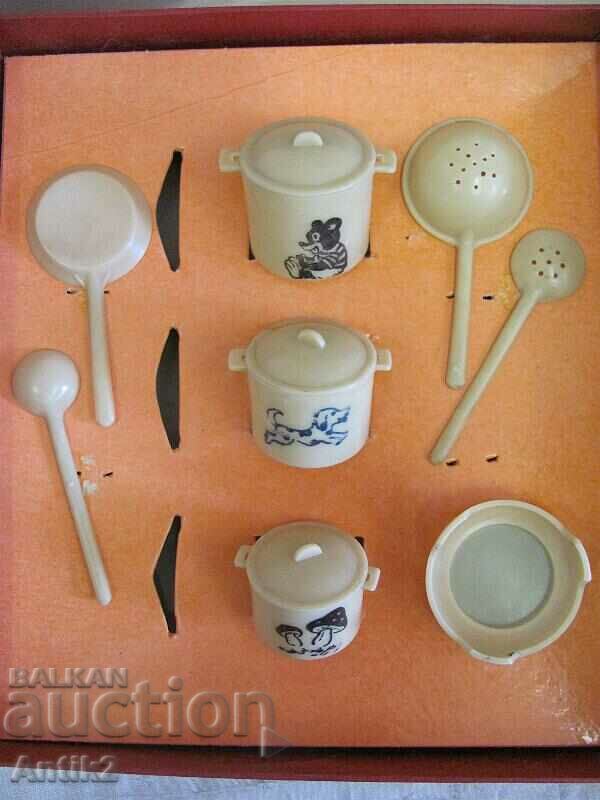 Delivery of 60's Vintich Children's Doll Service Delivery of 60's Vintich Children's Doll Service