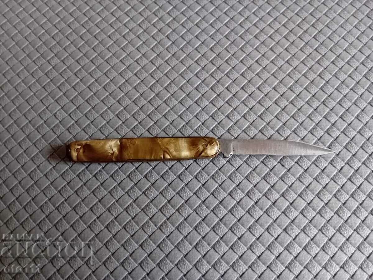 Delivery of OLD MINI KNIFE, KNIFE, LEG