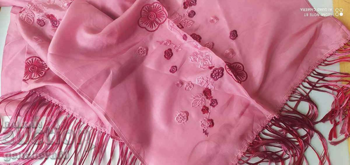 Auction Original silk scarf, embroidered with fringe Auction Original silk scarf, embroidered with fringe