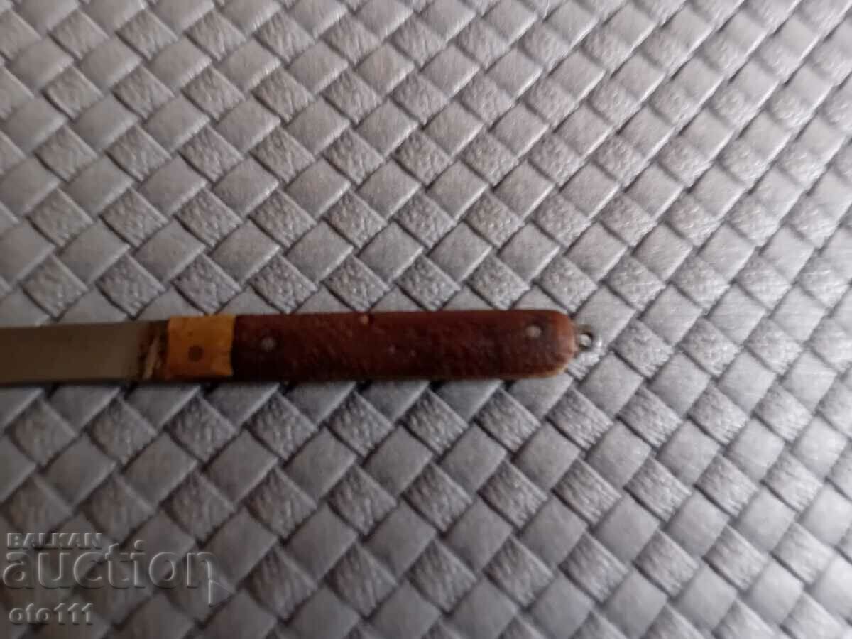 Auction  OLD MINI KNIFE, KNIFE, LEG